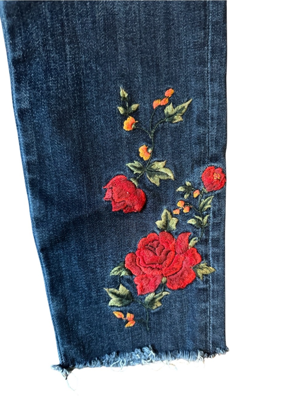 Driftwood Jackie Embroidered Distressed Jeans Rise 11" Inseam 28" Med Wash Sz 31 - Picture 8 of 15